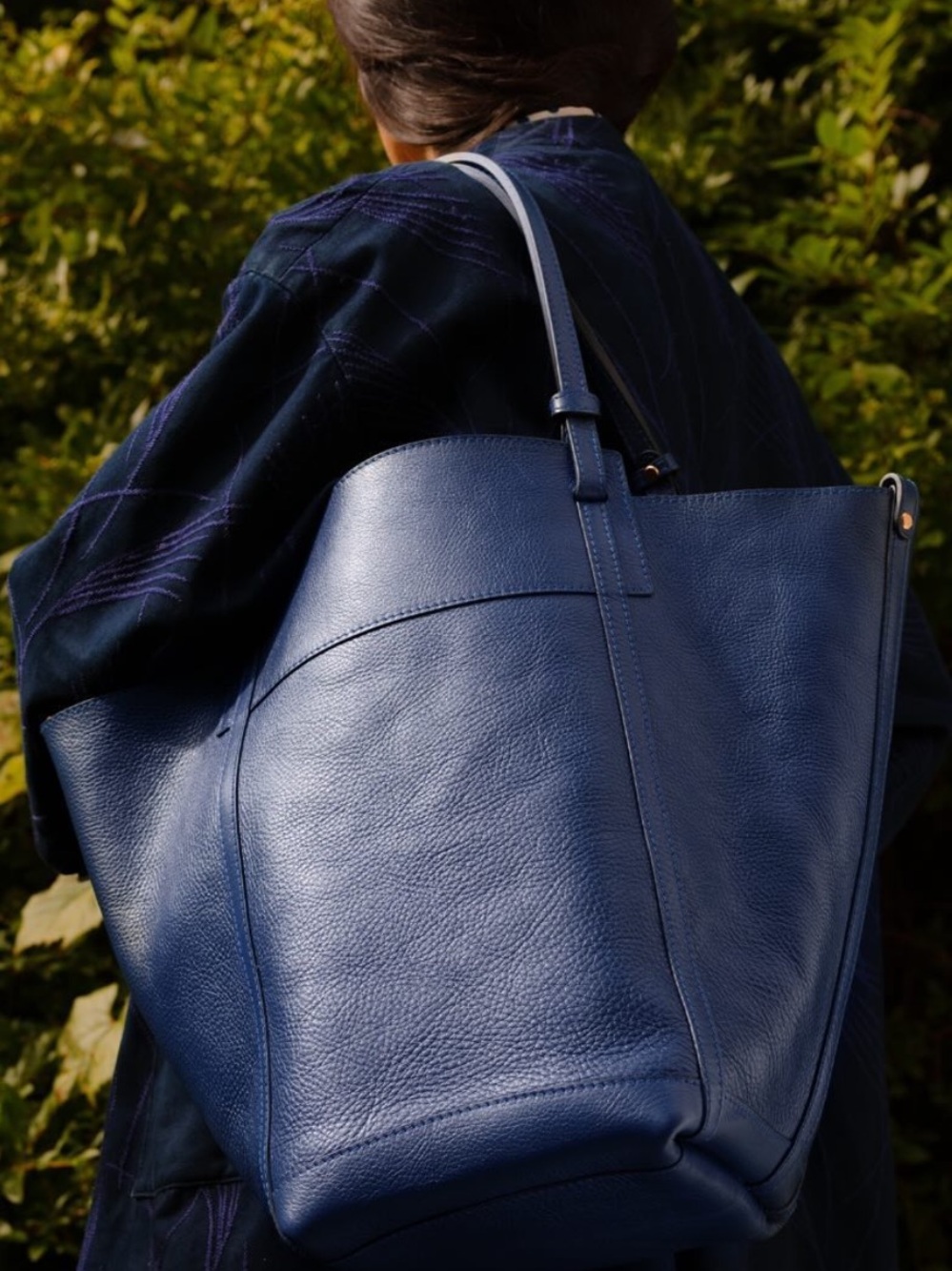 Lindquist Object Linda in Indigo